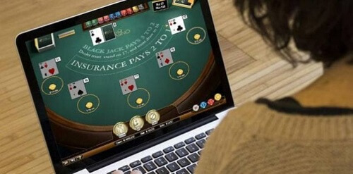is it legal to play blackjack online for money