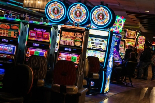US Slot Machines with Bonus Games